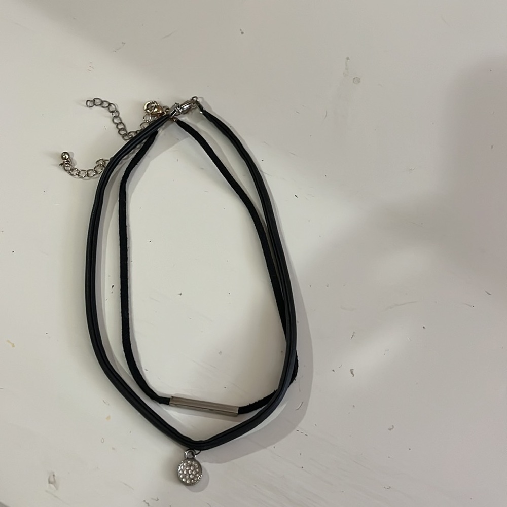 SGS INTERNATIONAL INC. - Vegan Leather Choker with Swarovski Elements Disc
